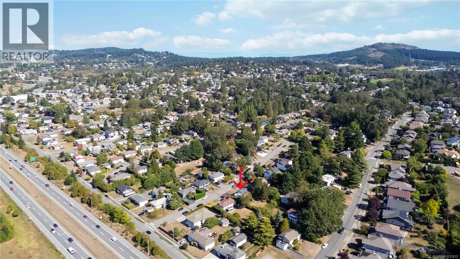  727 Chesterlea Road, Saanich