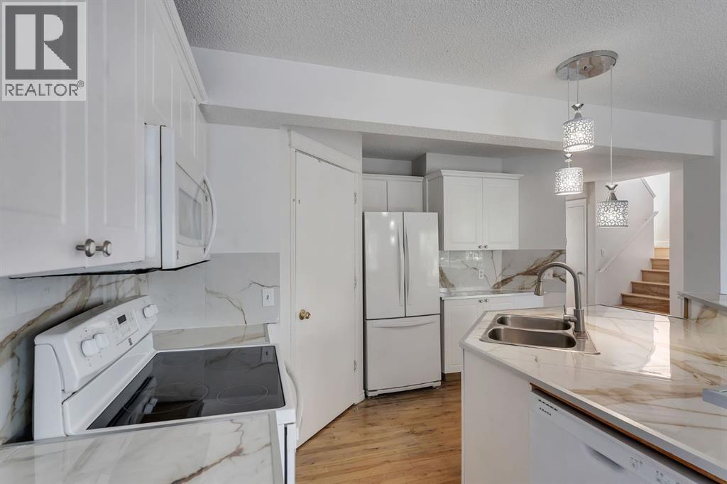 Single Family House for Sale in  Hidden Ranch Place NW Hidden Valley Calgary 