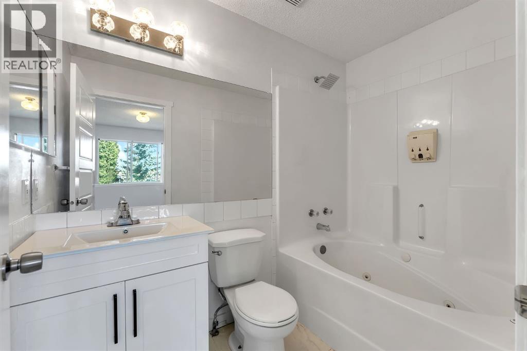 Single Family House for Sale in  Hidden Ranch Place NW Hidden Valley Calgary 