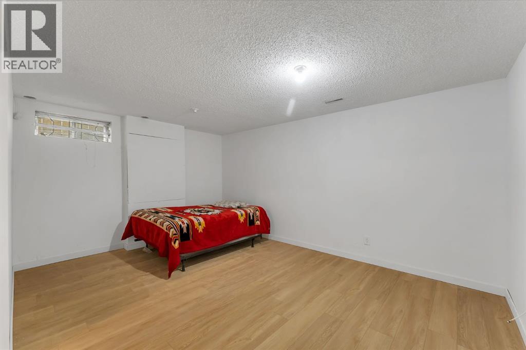 Single Family House for Sale in  Hidden Ranch Place NW Hidden Valley Calgary 