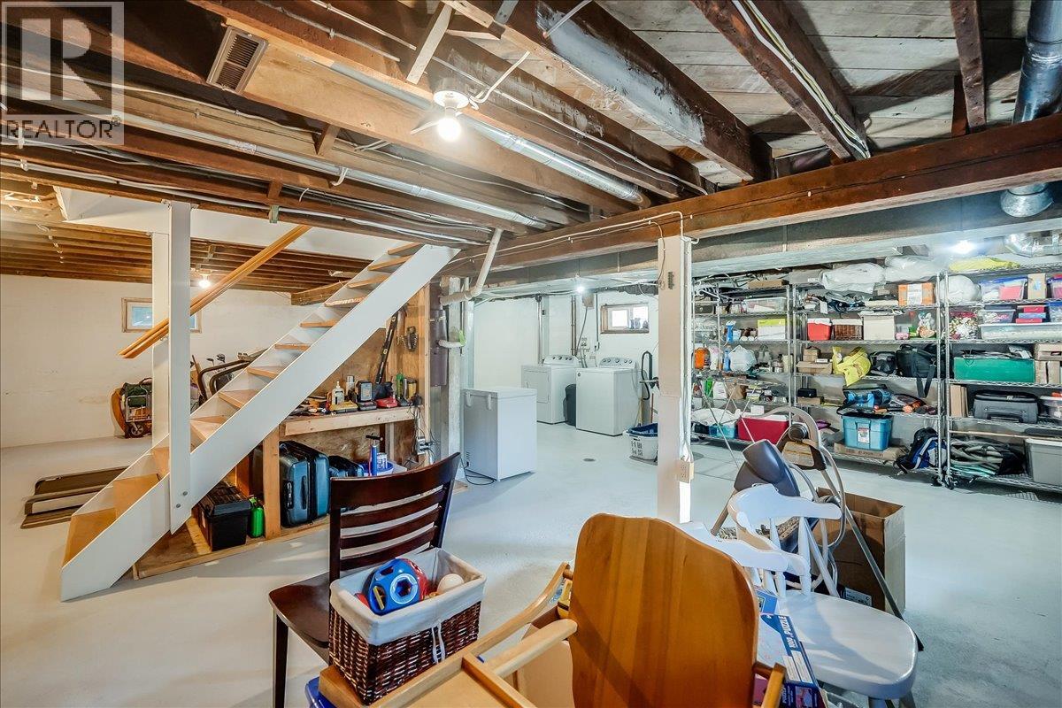 3317 3RD Avenue, Castlegar