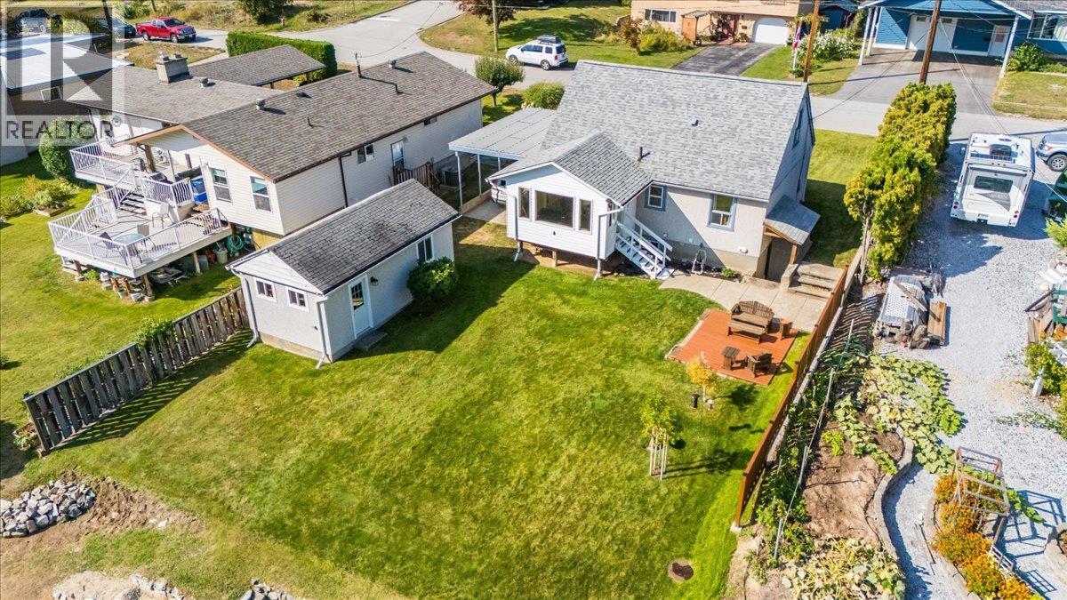 3317 3RD Avenue, Castlegar