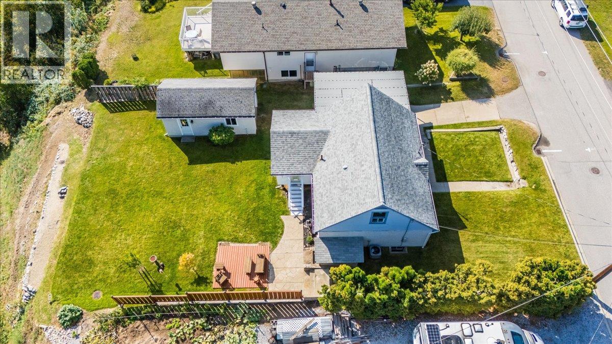 3317 3RD Avenue, Castlegar