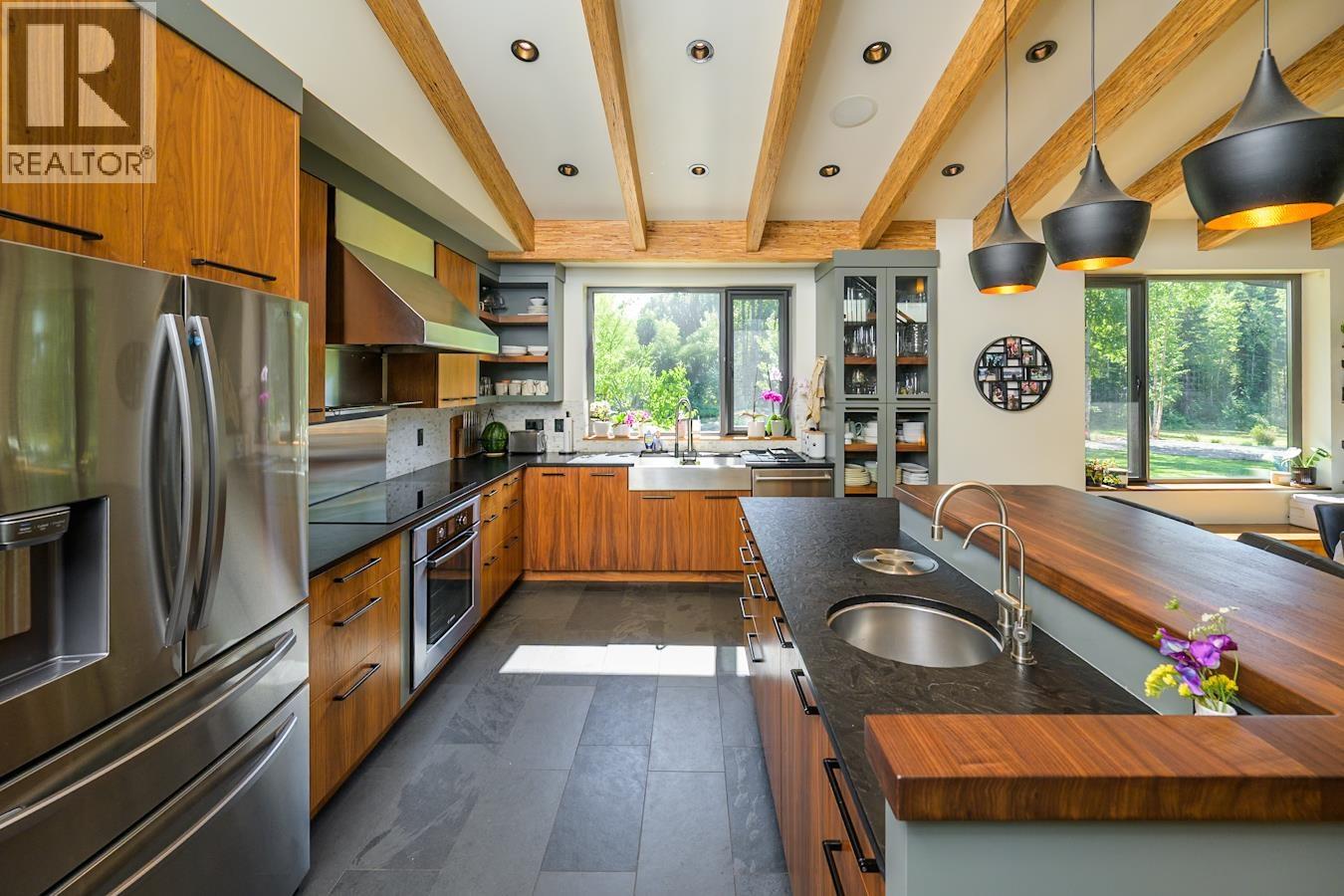 3400 HILDEBRANDT ROAD, Prince George
