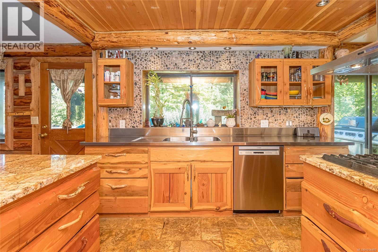 6353 Lane Rd, Duncan