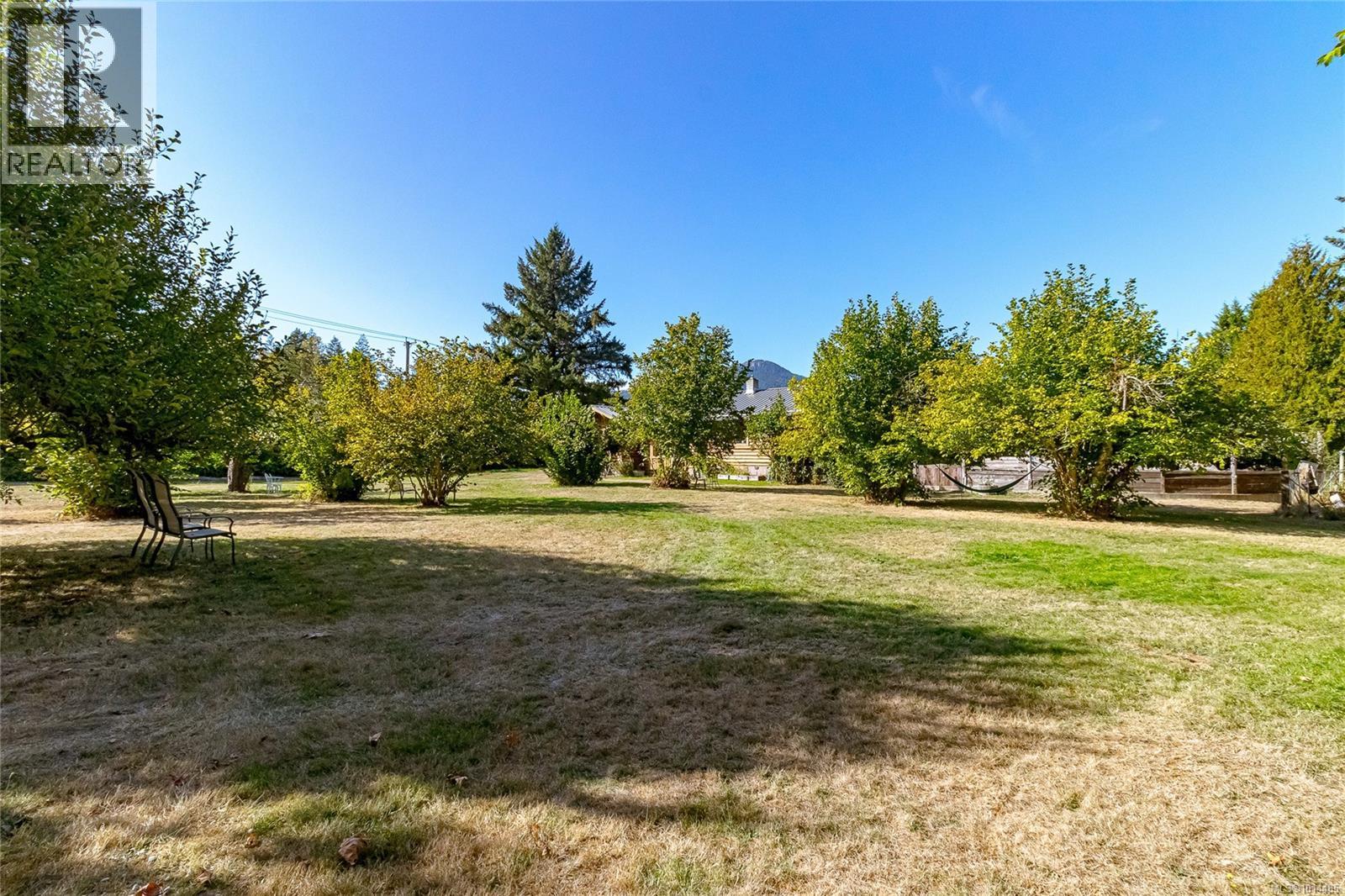 6353 Lane Rd, Duncan