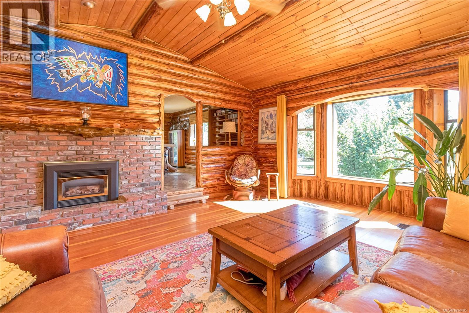 6353 Lane Rd, Duncan