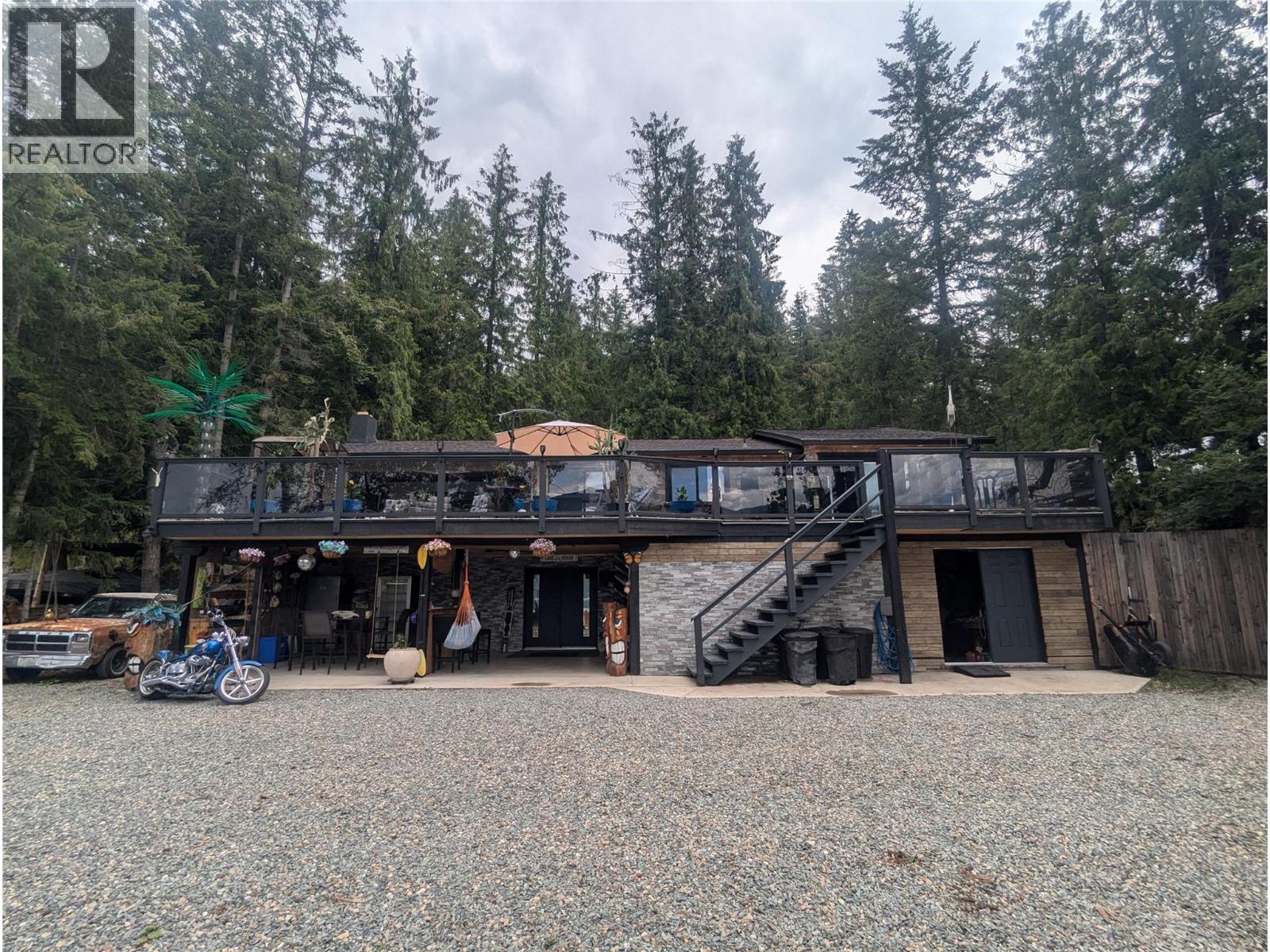 7780 Bentley Road, Anglemont