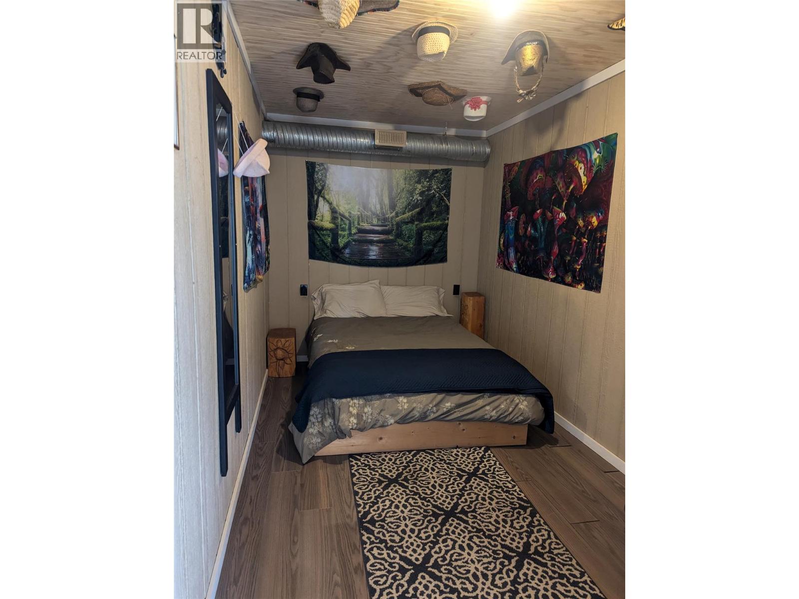 7780 Bentley Road, Anglemont