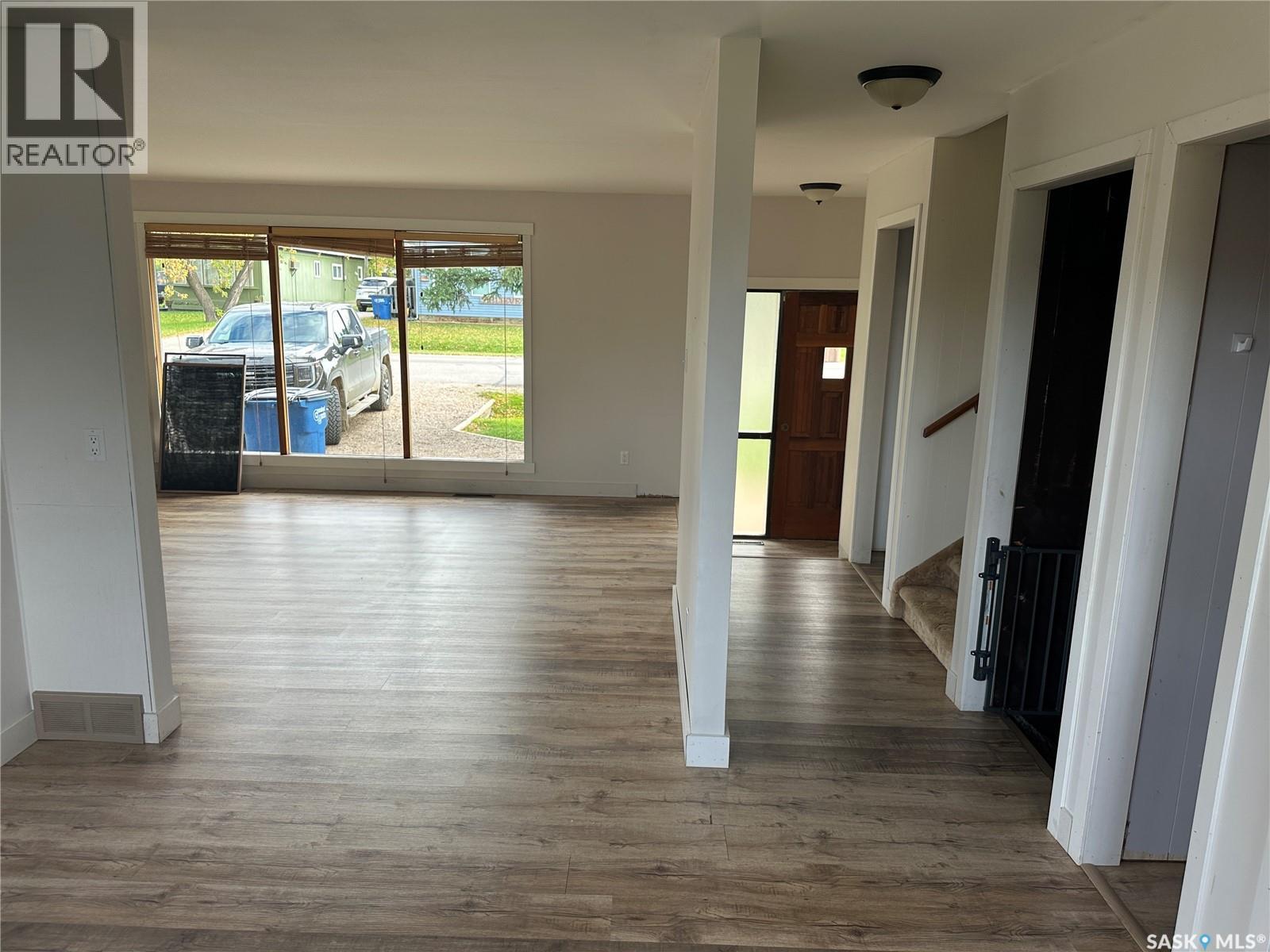 112 5TH AVENUE N - 12