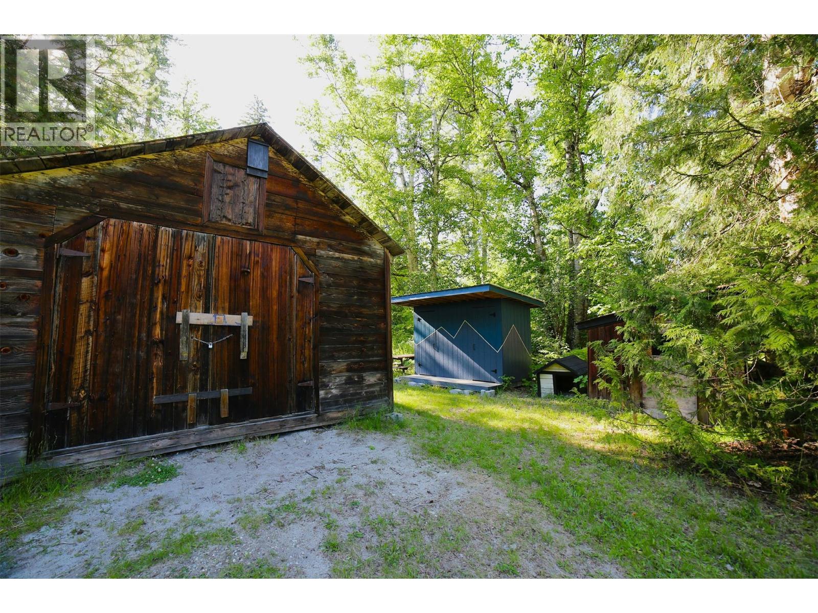 1361 Daniels Road, Seymour Arm