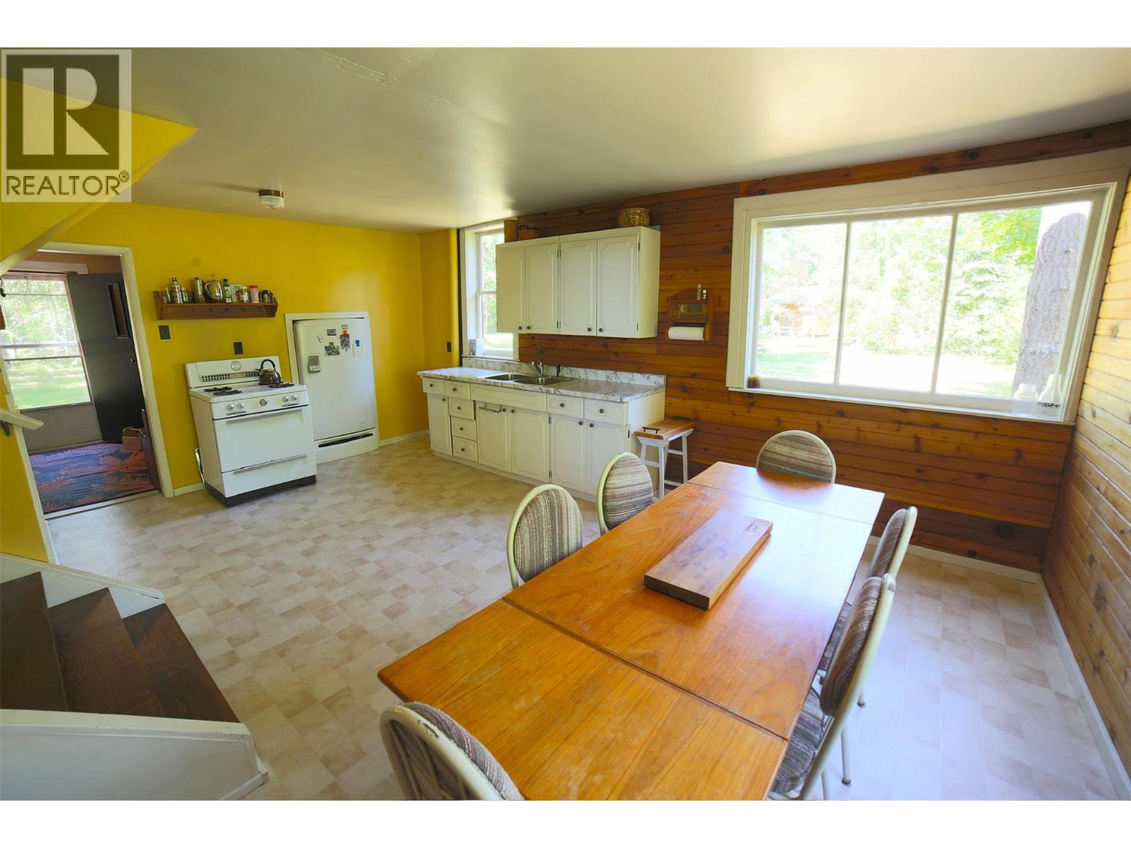 1361 Daniels Road, Seymour Arm