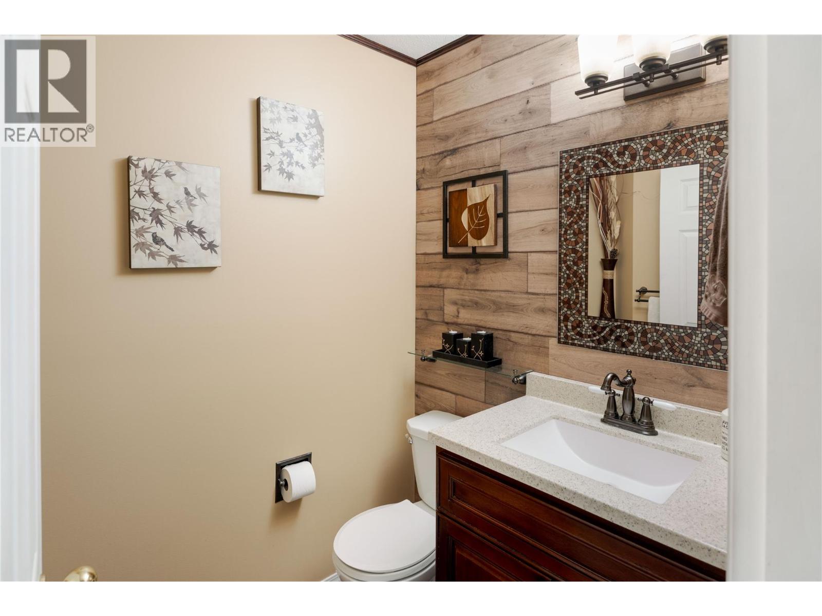  4692 GORDON Drive, Kelowna