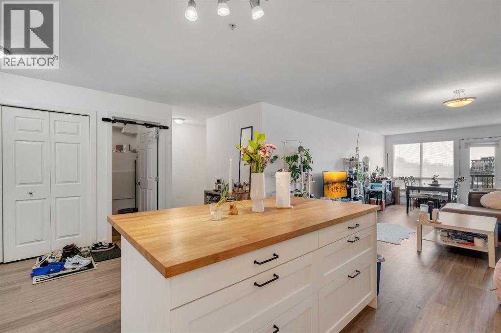 Single Family House for Sale in    Avenue SW Bankview Calgary 