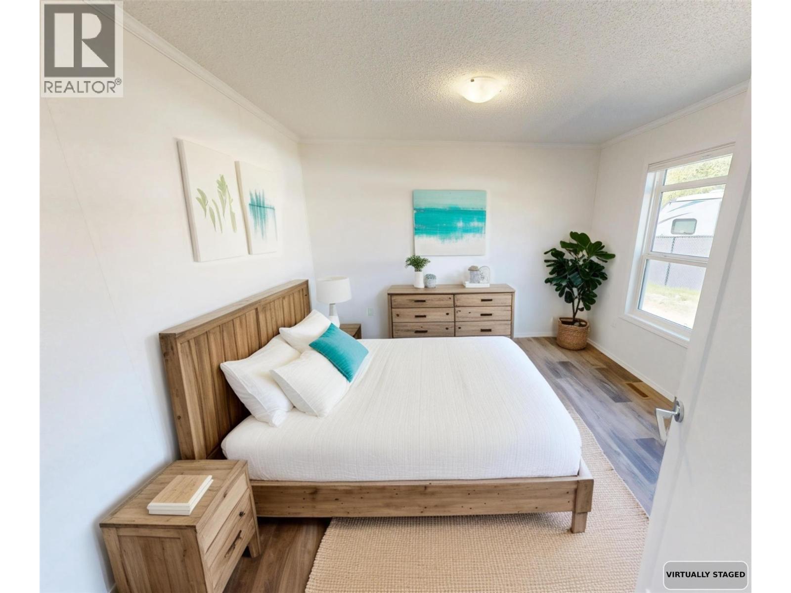 20 CHEROKEE DRIVE - 14