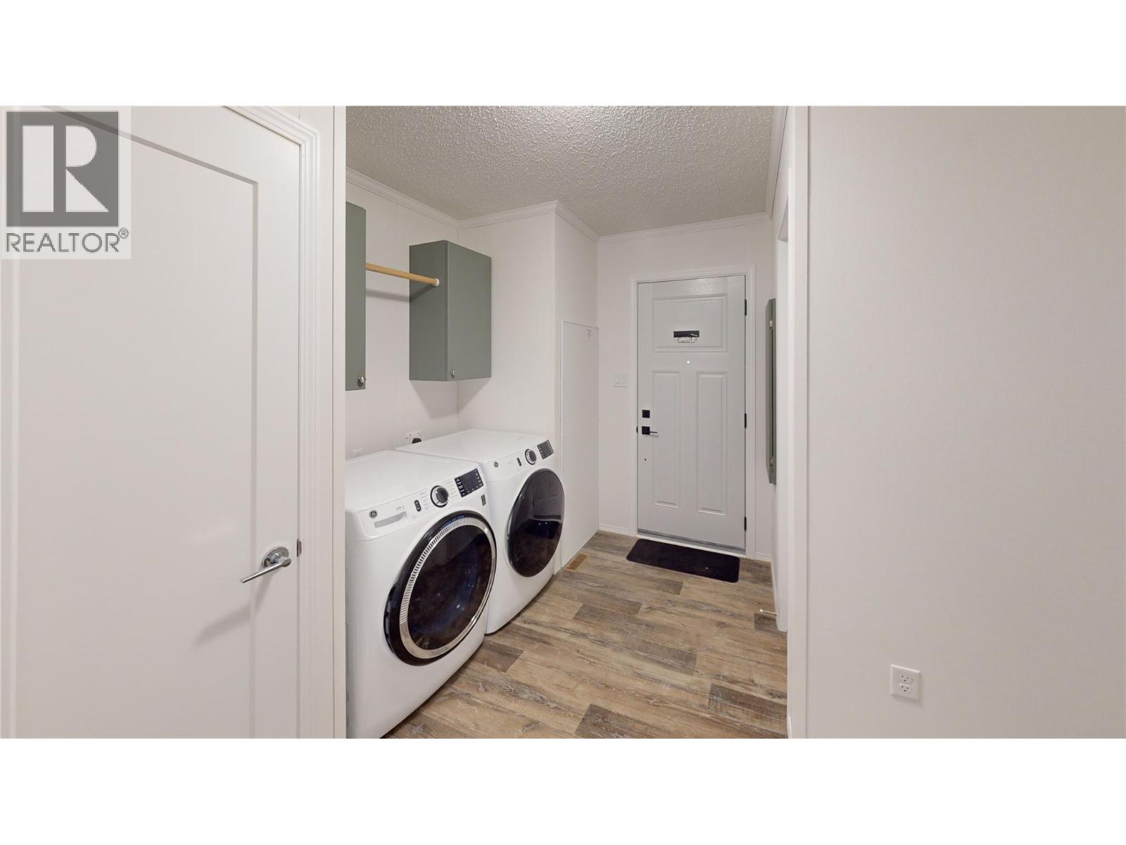 20 CHEROKEE DRIVE - 20