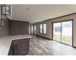 142 Regency Drive, Chatham Kent, ON N7L4E4 Photo 14