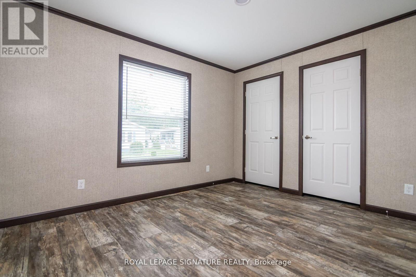 142 REGENCY DRIVE - 12