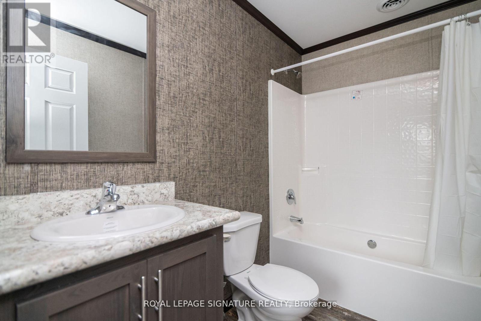 142 REGENCY DRIVE - 13