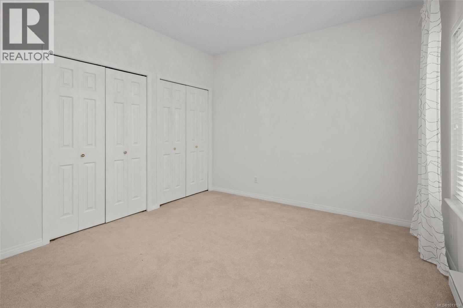 8012 Polo Park Cres, Central Saanich