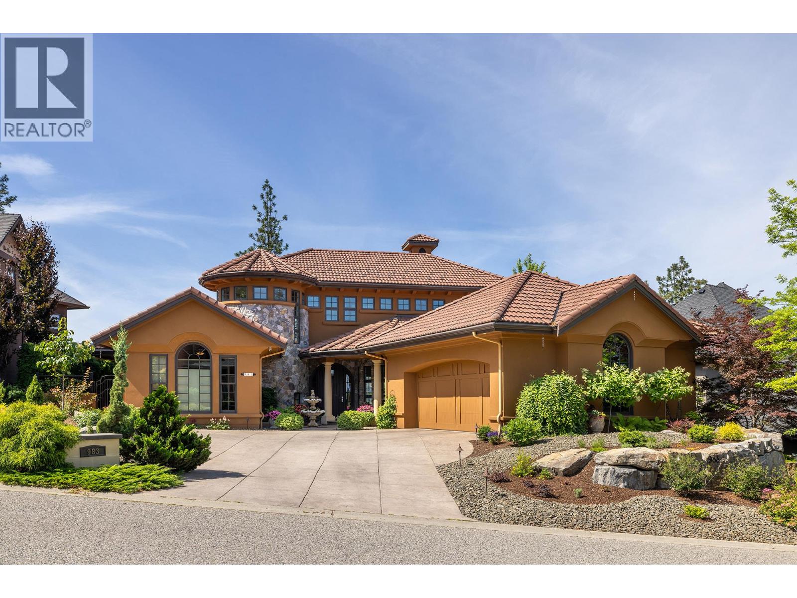983 Westpoint Drive, Kelowna