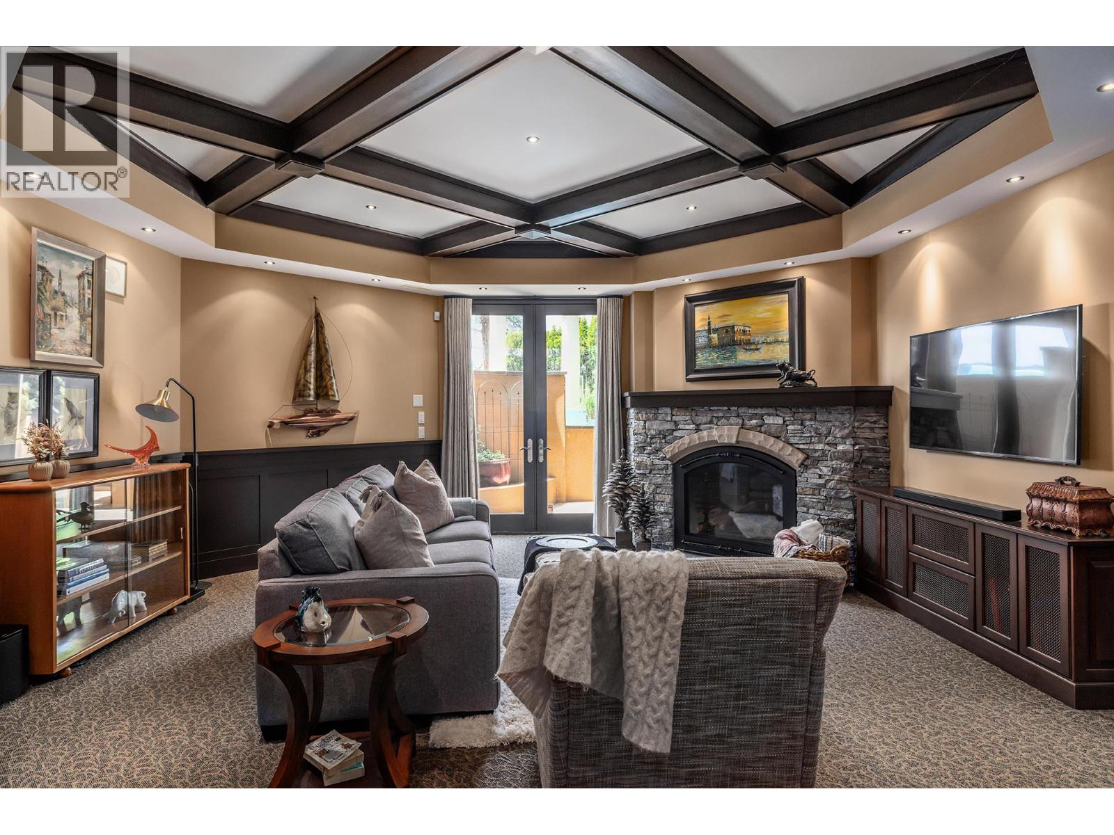 983 Westpoint Drive, Kelowna