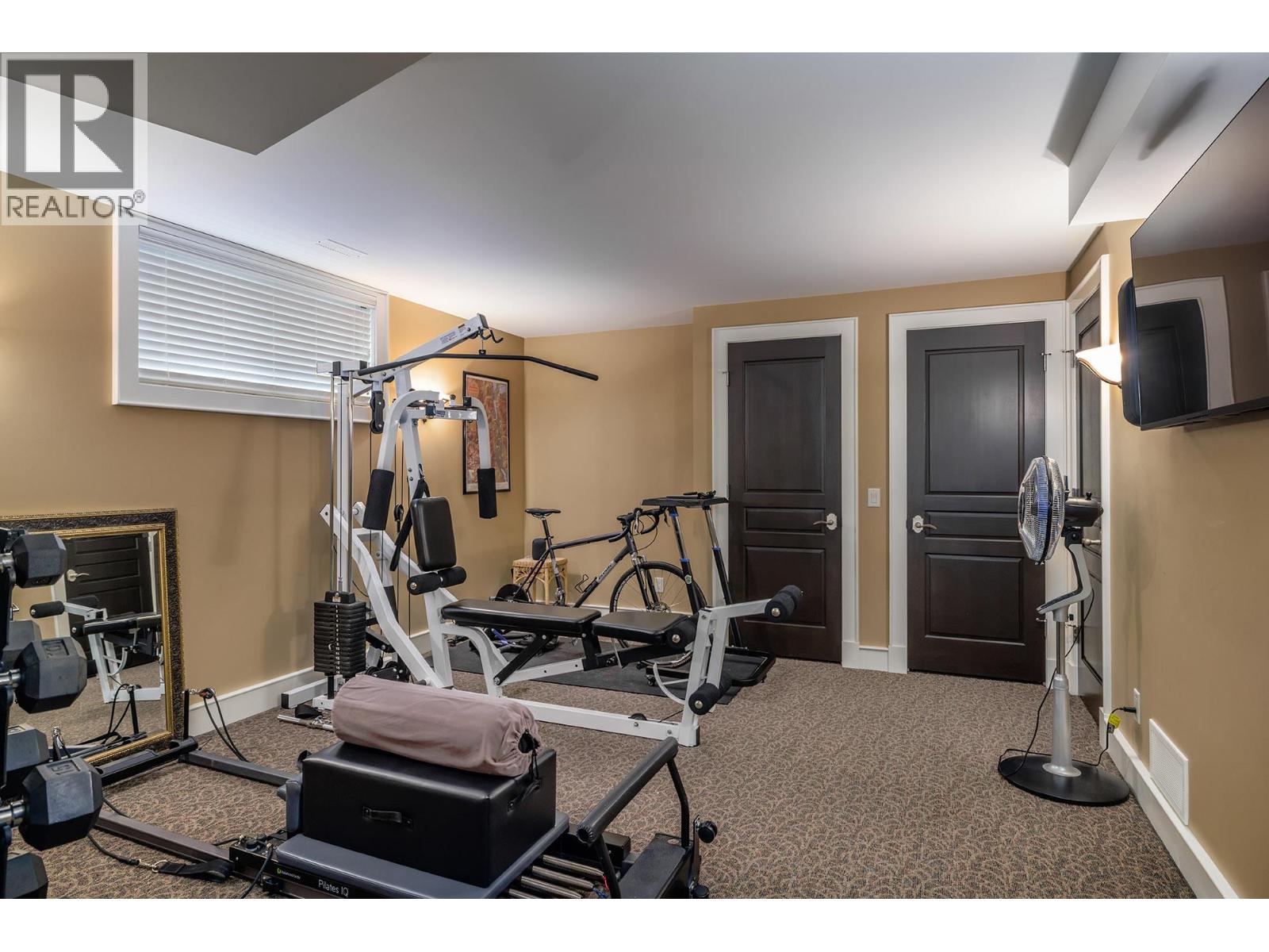 983 Westpoint Drive, Kelowna