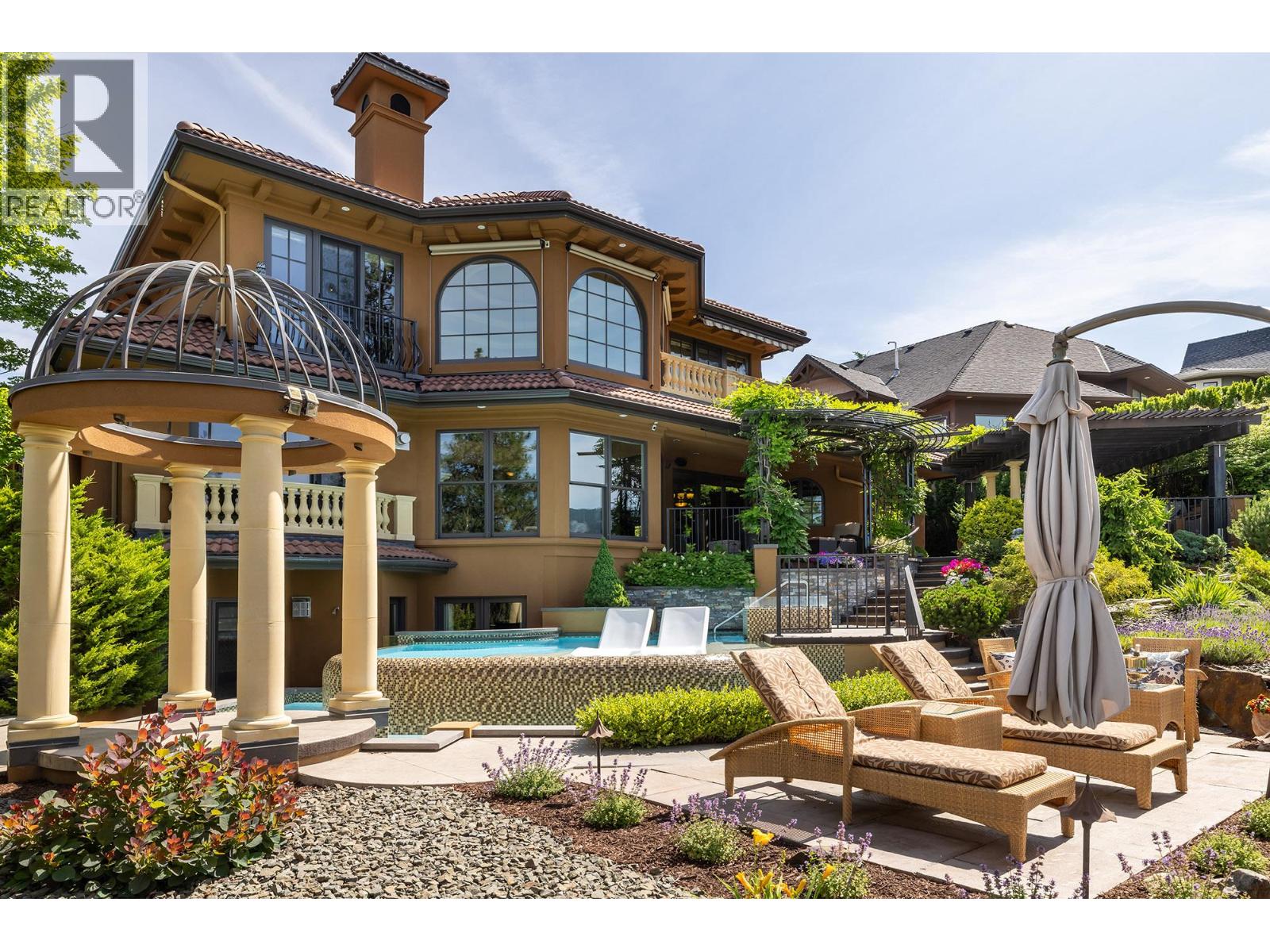983 Westpoint Drive, Kelowna