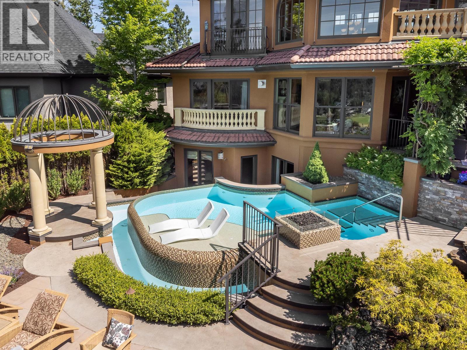 983 Westpoint Drive, Kelowna