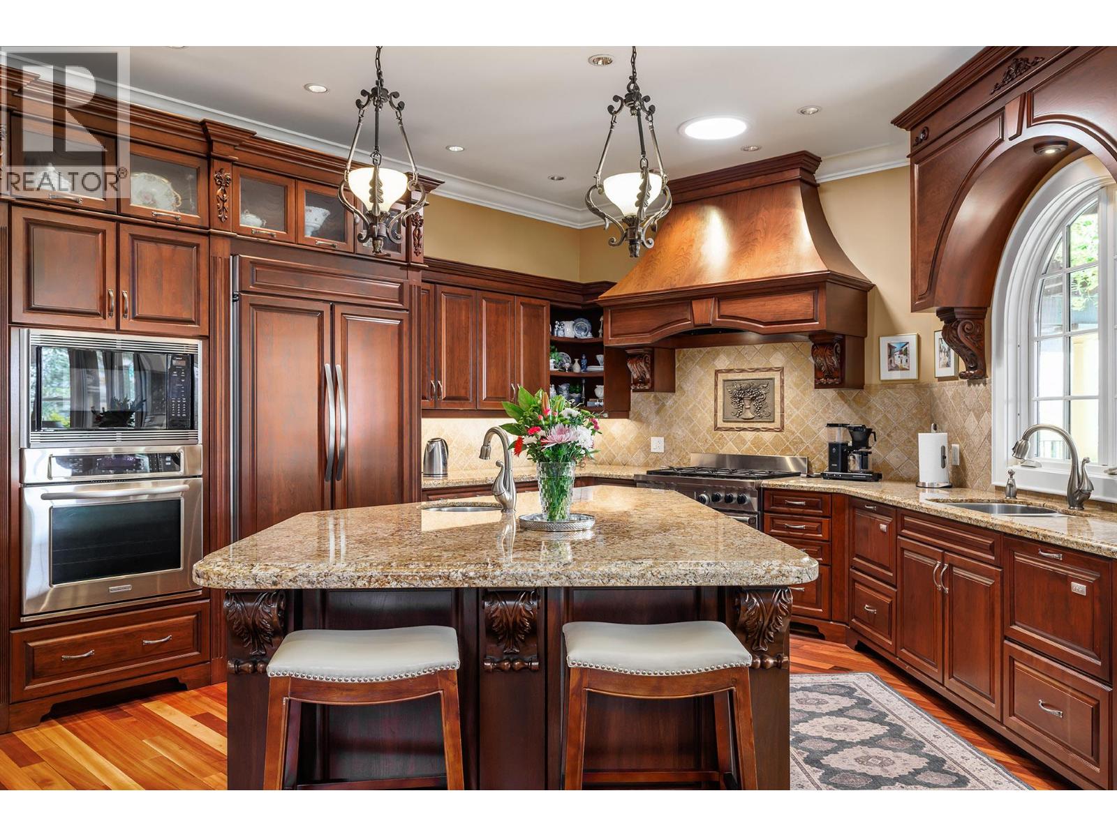 983 Westpoint Drive, Kelowna