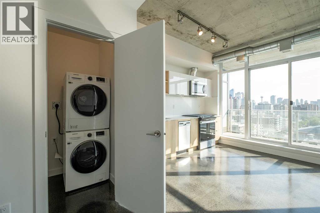 Single Family House Loft for Sale in    Avenue SW Beltline Calgary 