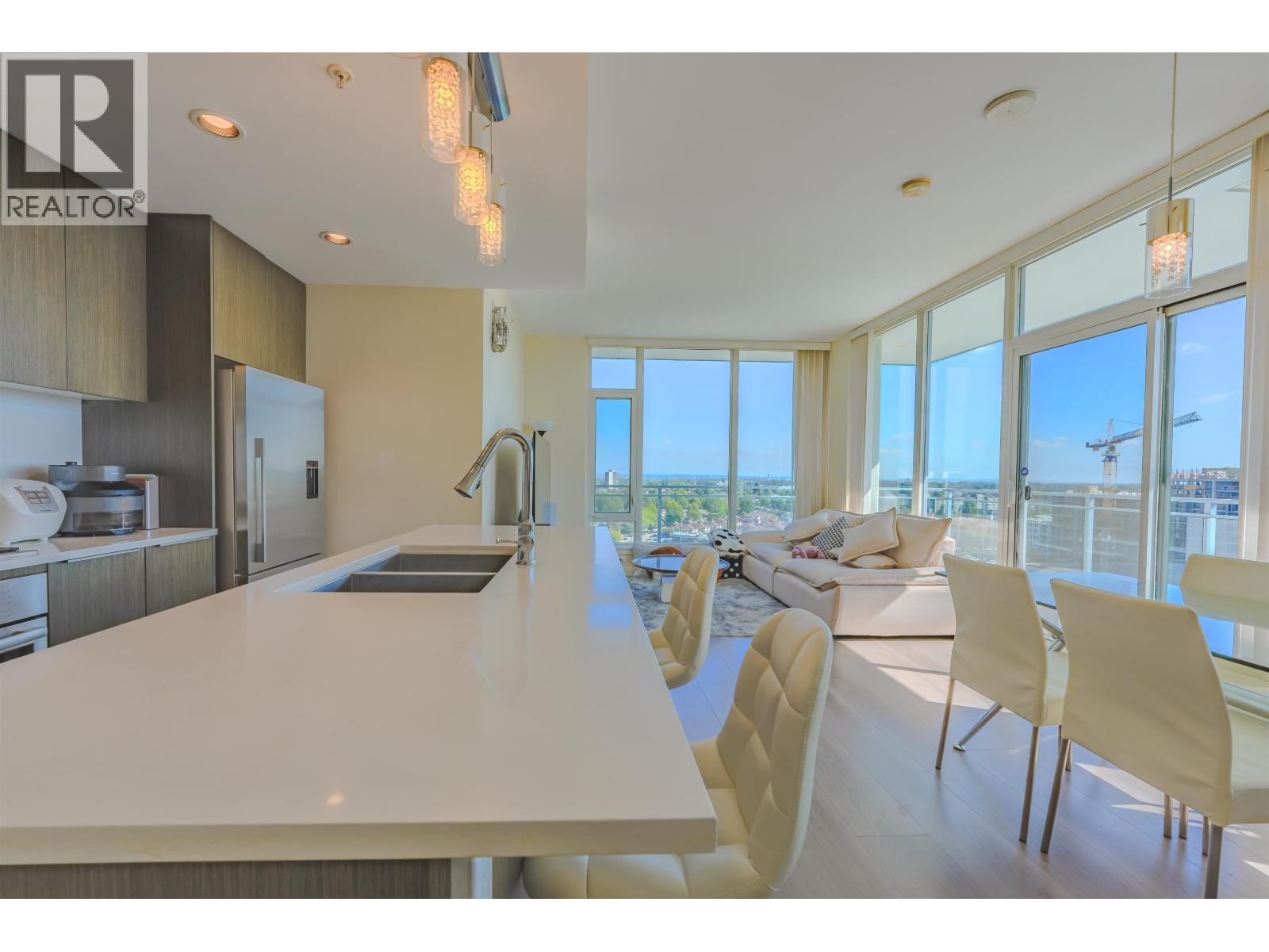 PH 1705 8677 CAPSTAN WAY, Richmond