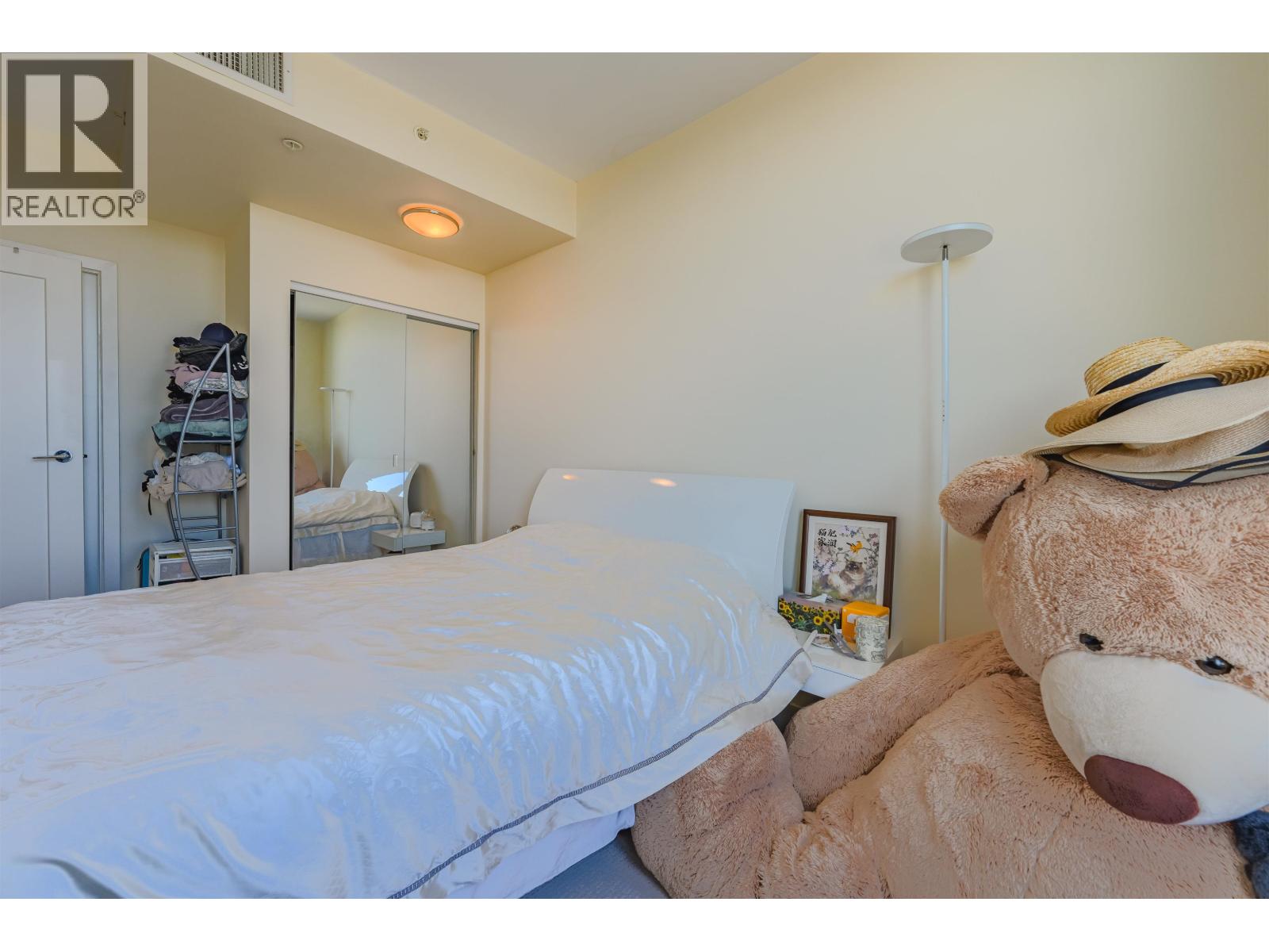 PH 1705 8677 CAPSTAN WAY, Richmond