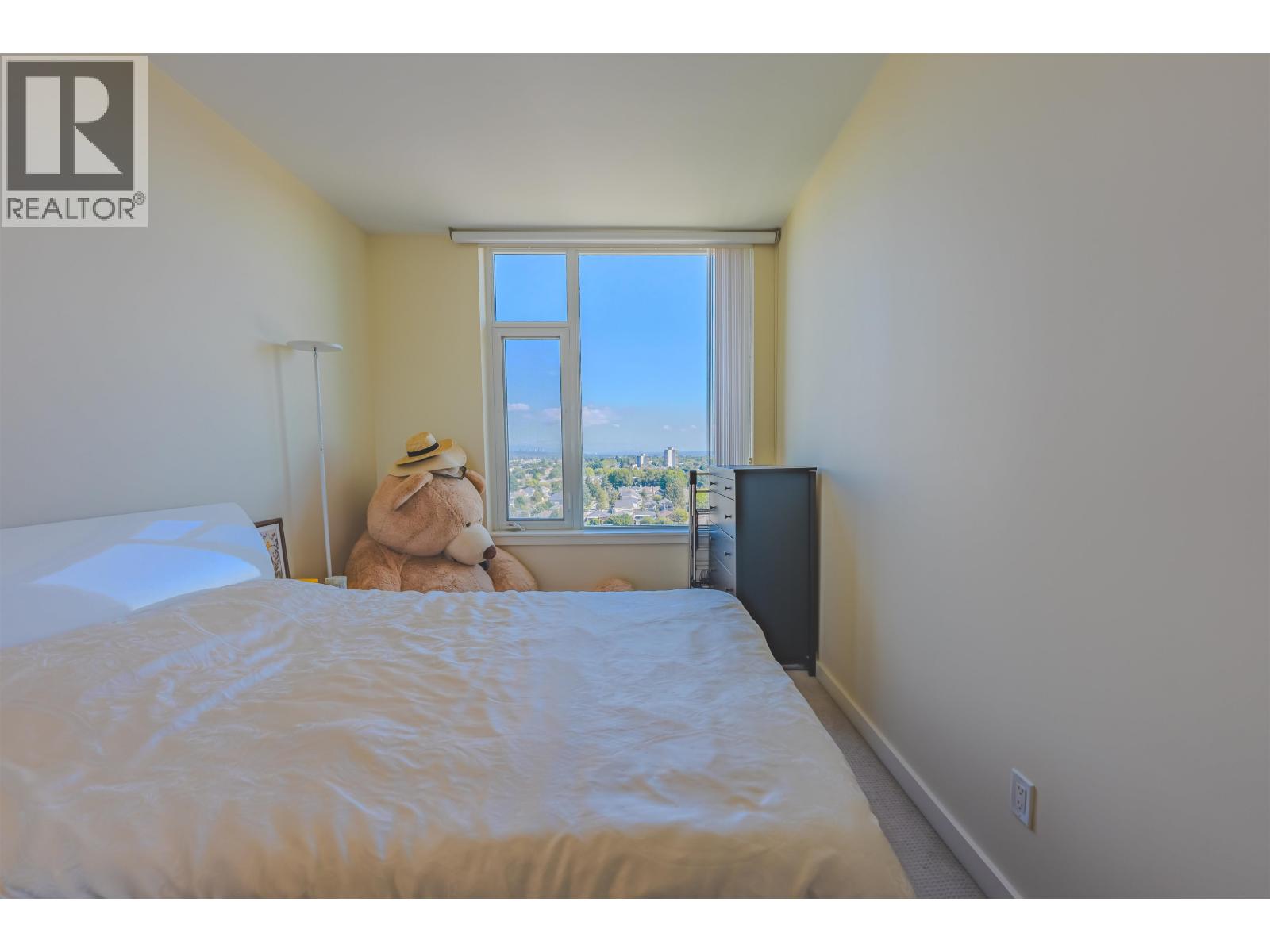 PH 1705 8677 CAPSTAN WAY, Richmond