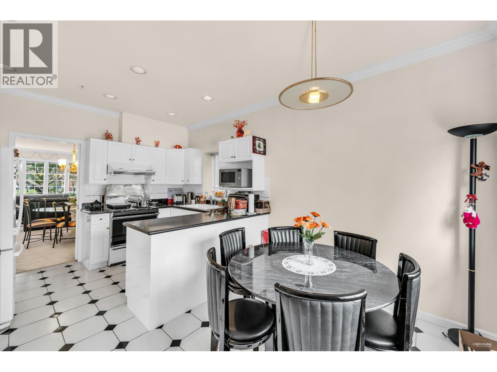 6388 LABURNUM STREET, Vancouver