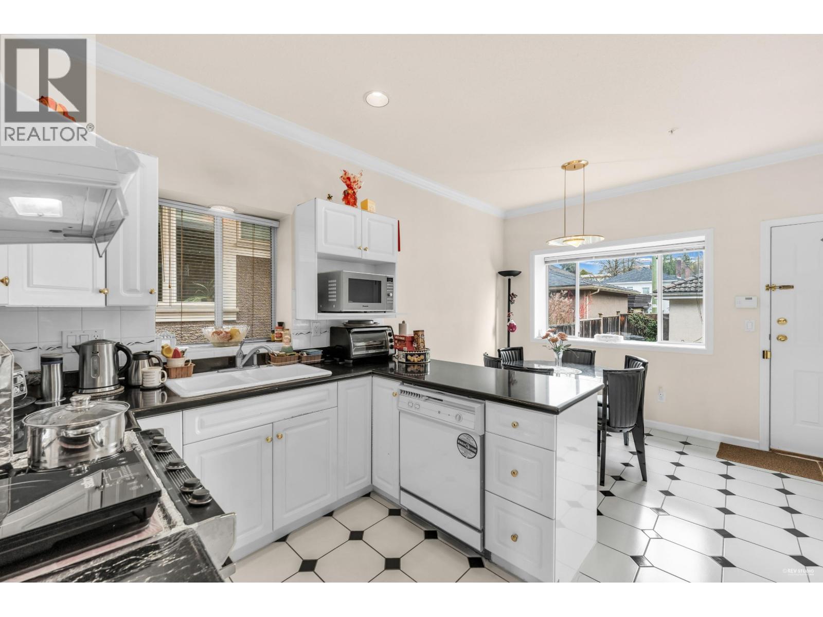 6388 LABURNUM STREET, Vancouver