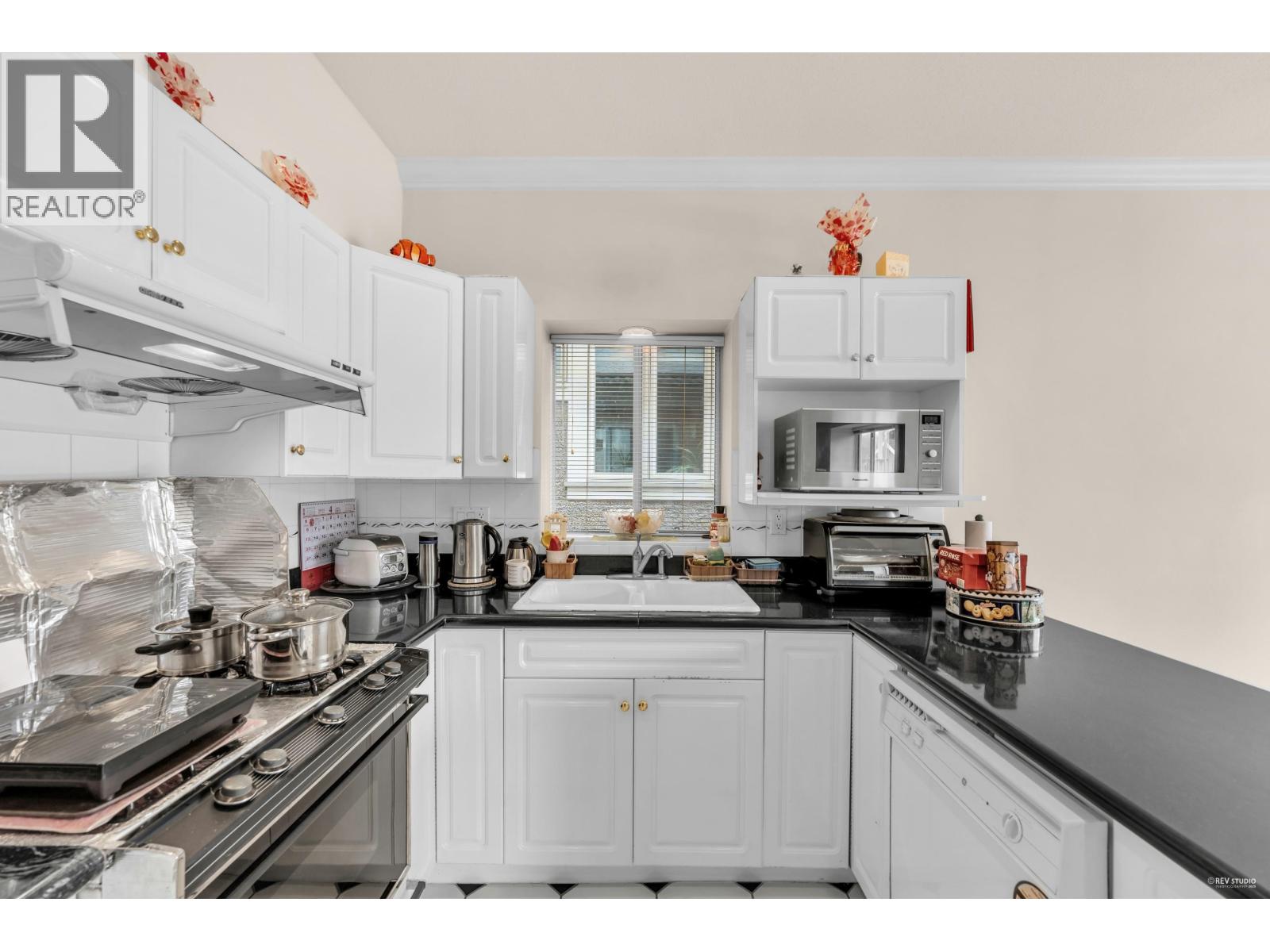 6388 LABURNUM STREET, Vancouver