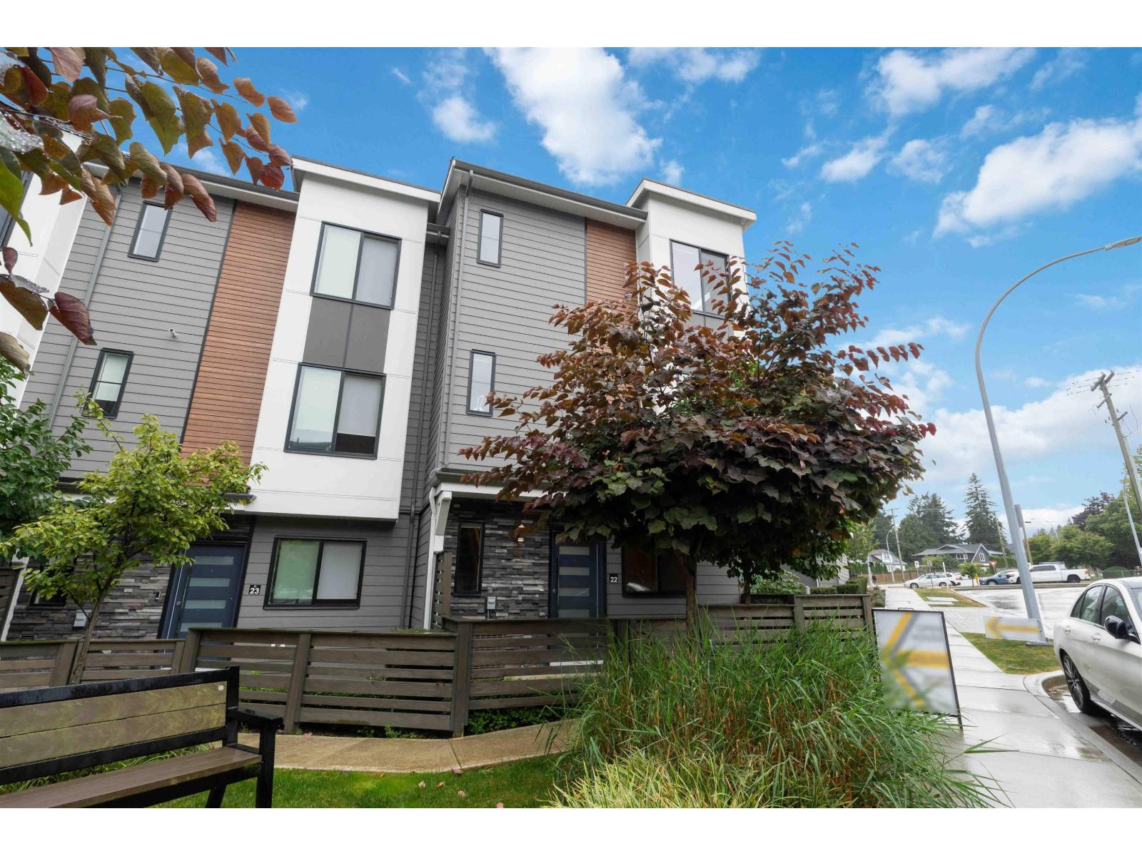 22 1639 162 STREET, Surrey