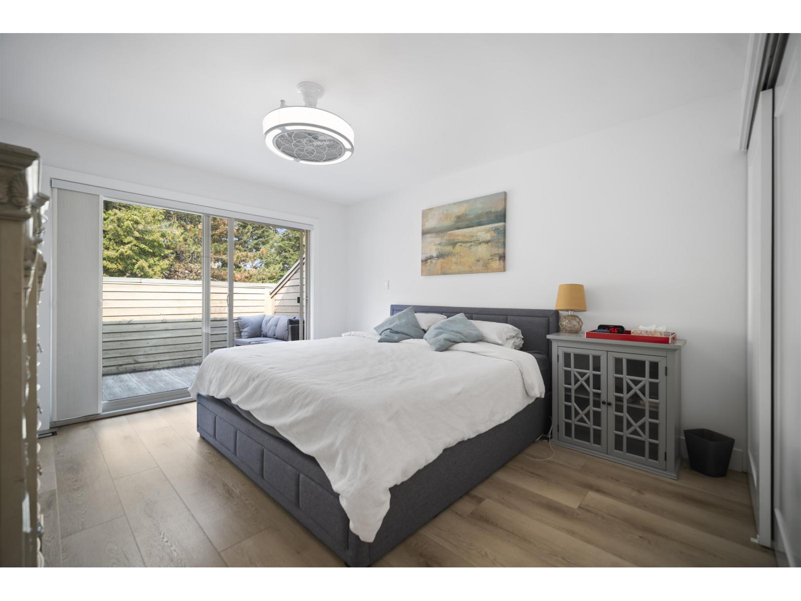 1917 LILAC DRIVE, Surrey