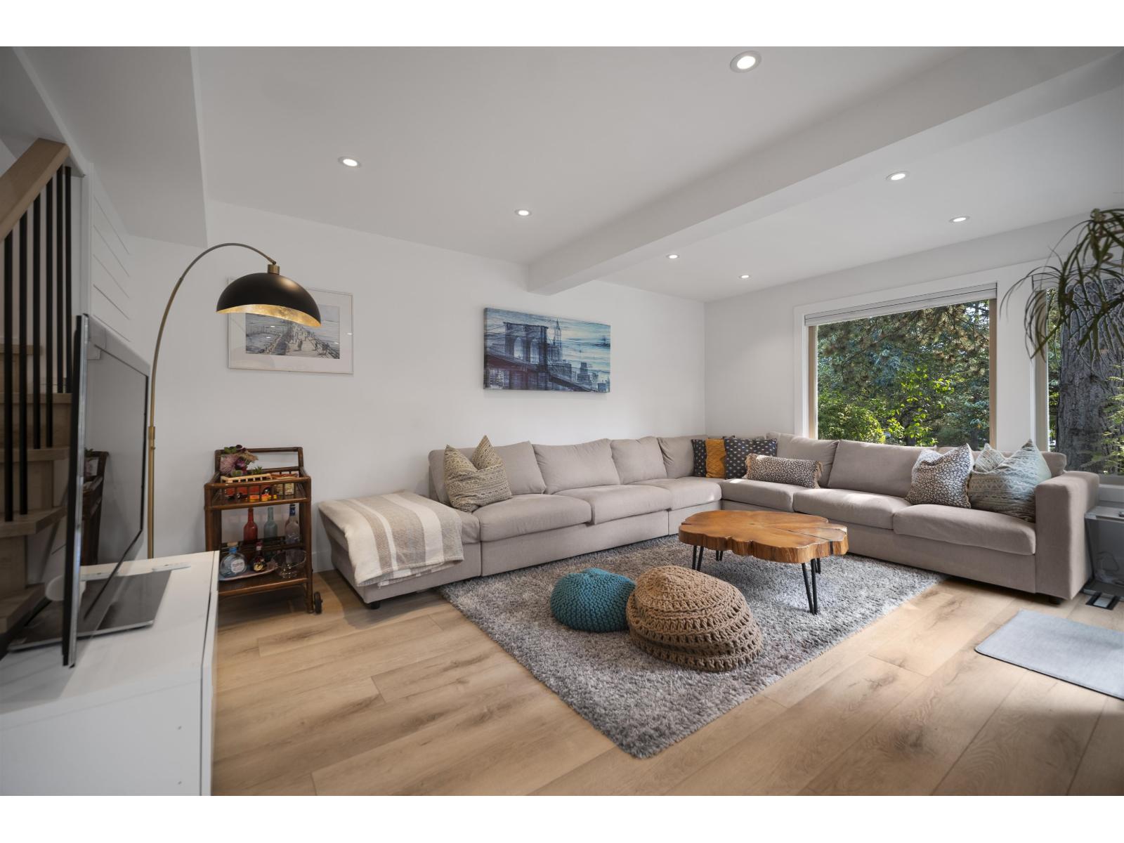 1917 LILAC DRIVE, Surrey