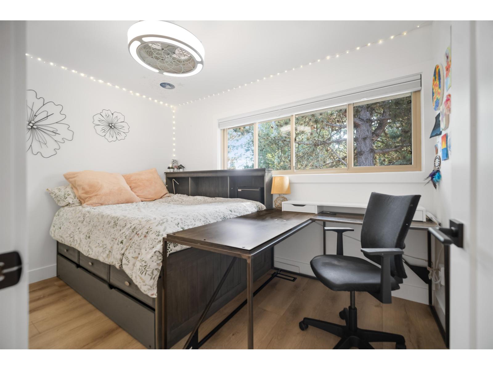1917 LILAC DRIVE, Surrey