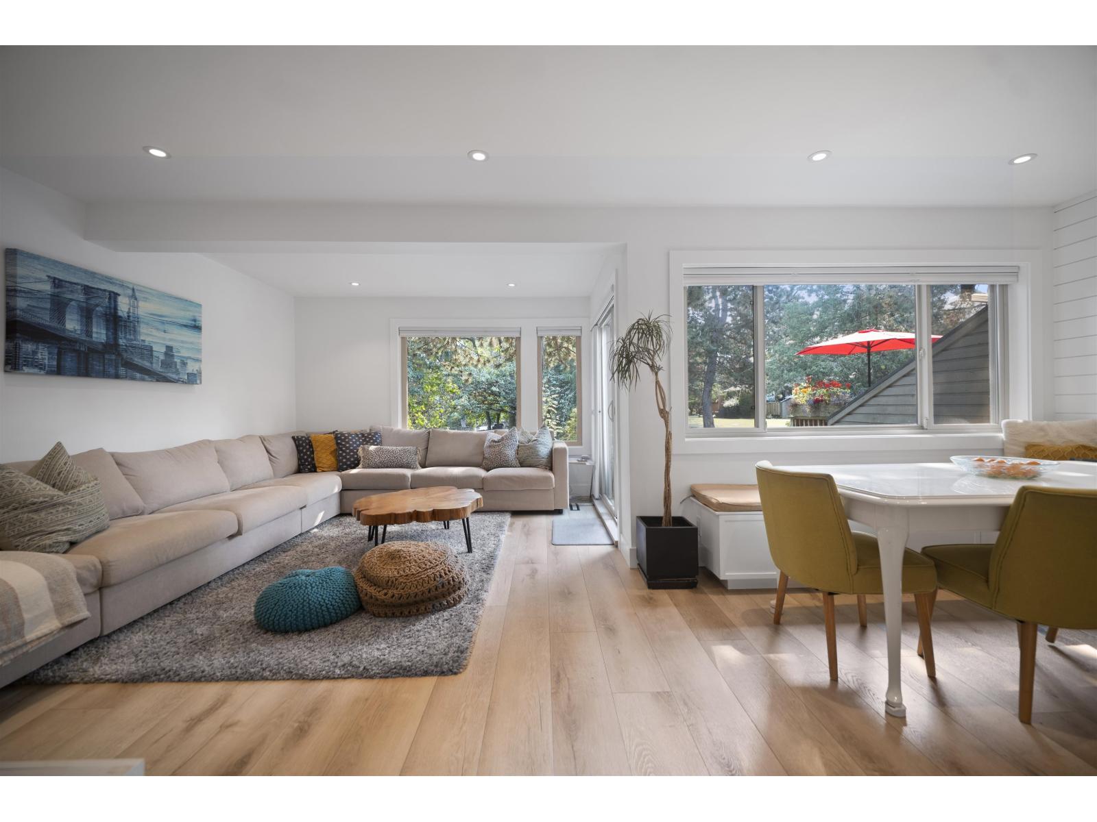 1917 LILAC DRIVE, Surrey