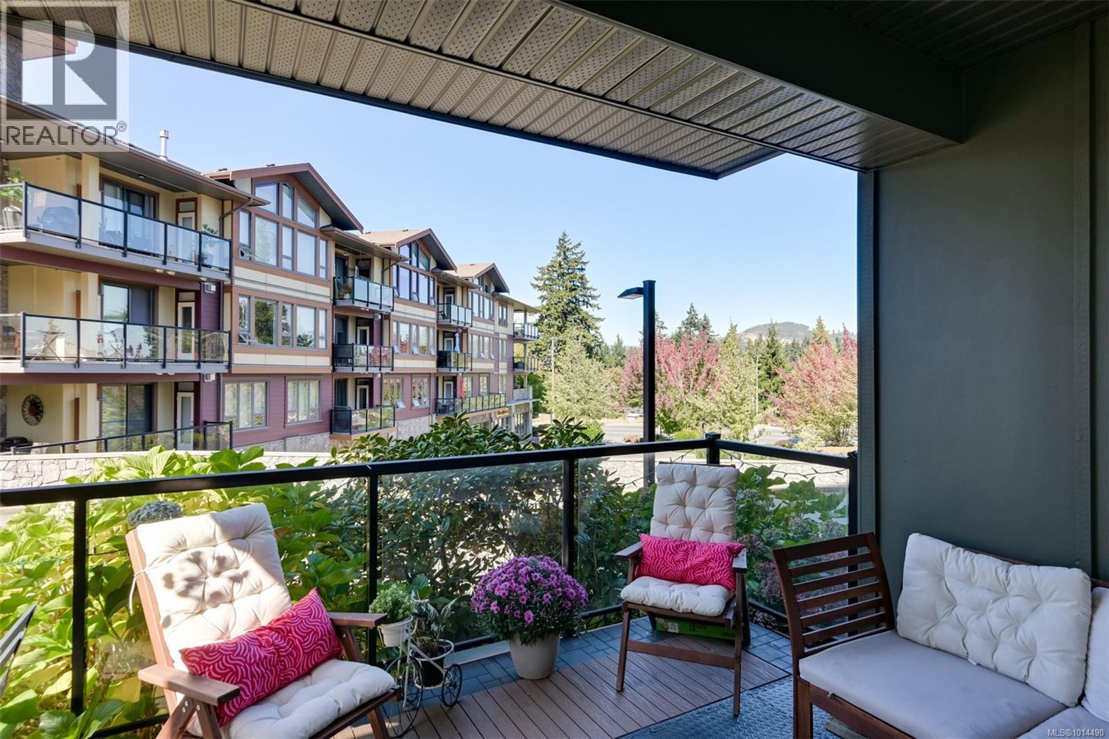 101 3210 Jacklin Road, Langford