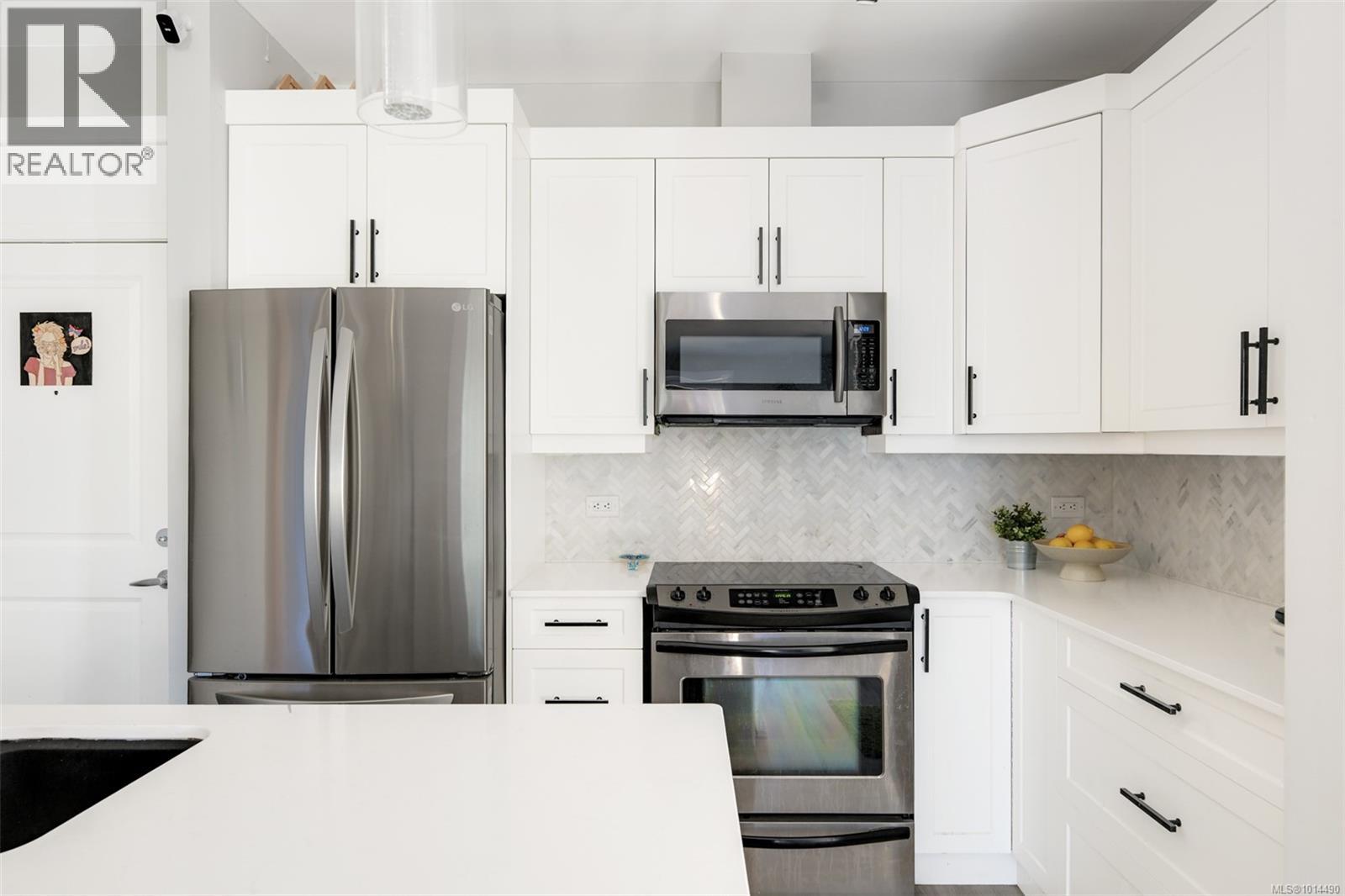 101 3210 Jacklin Road, Langford