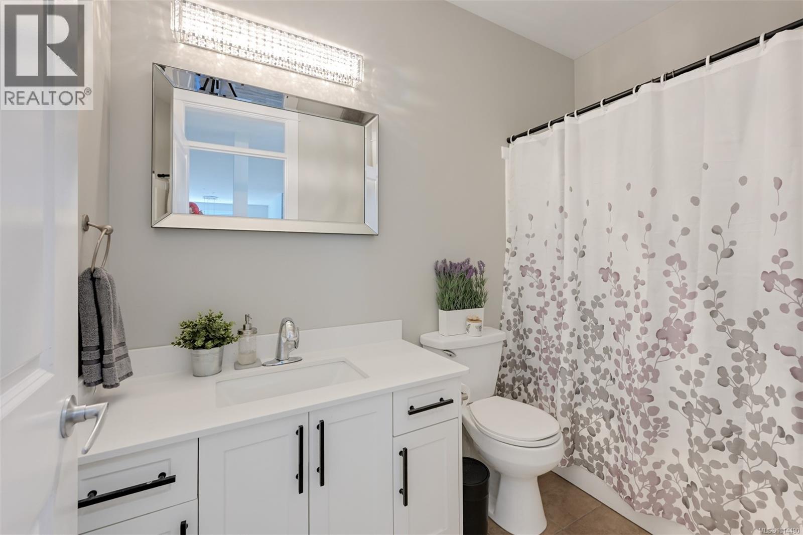 101 3210 Jacklin Road, Langford