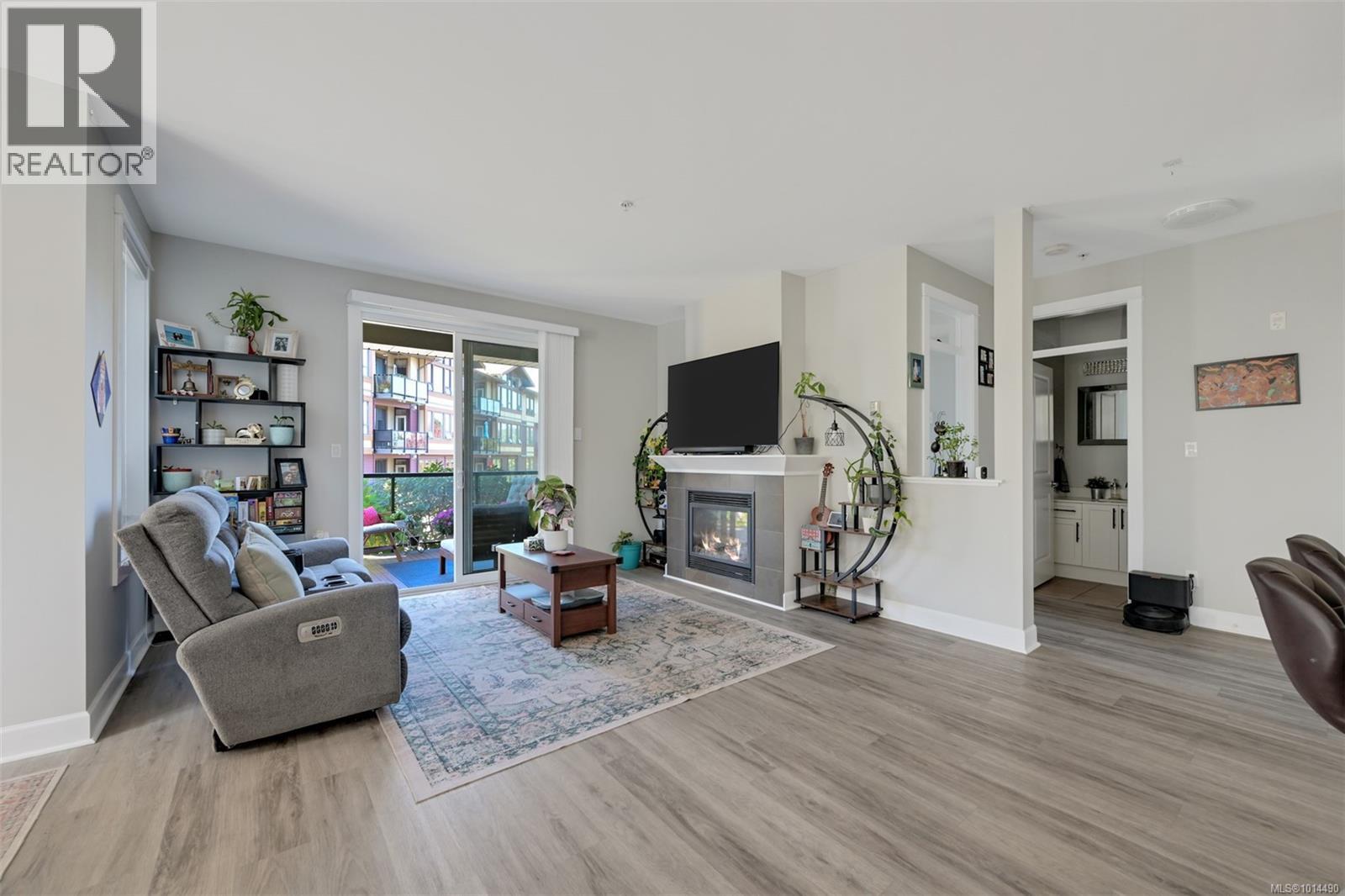 101 3210 Jacklin Road, Langford