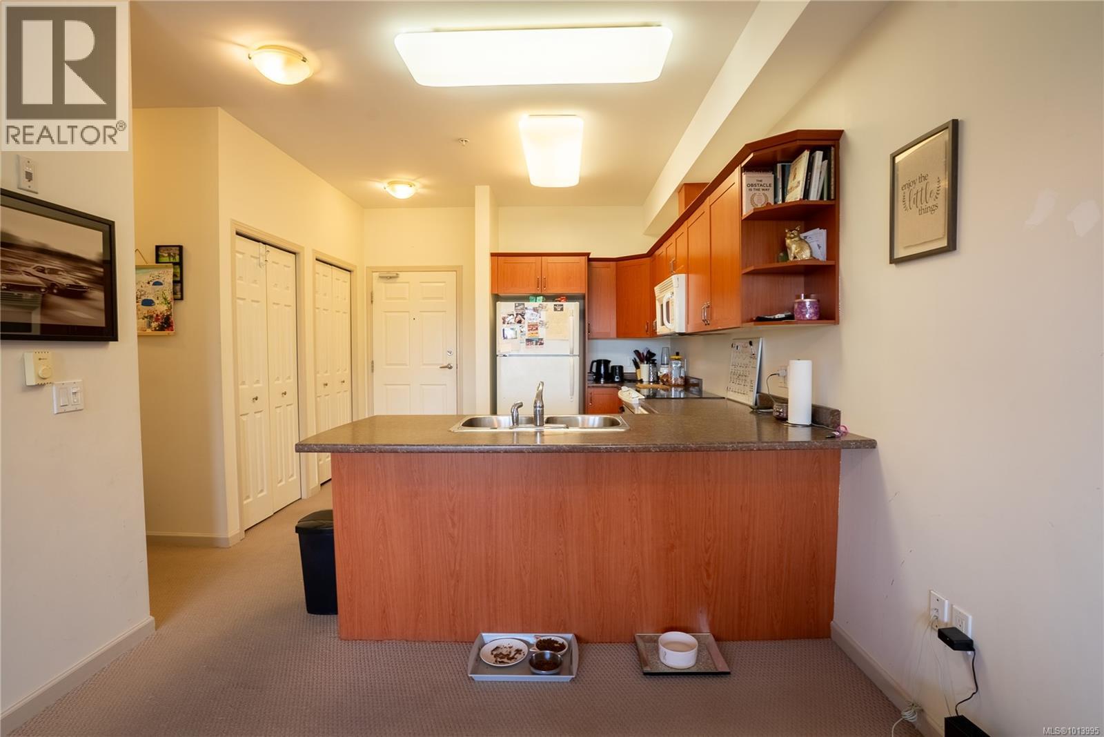 402 364 Goldstream Ave, Colwood