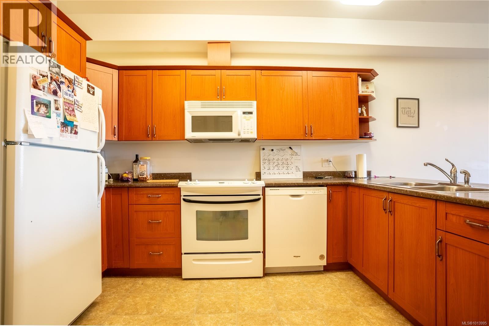 402 364 Goldstream Ave, Colwood