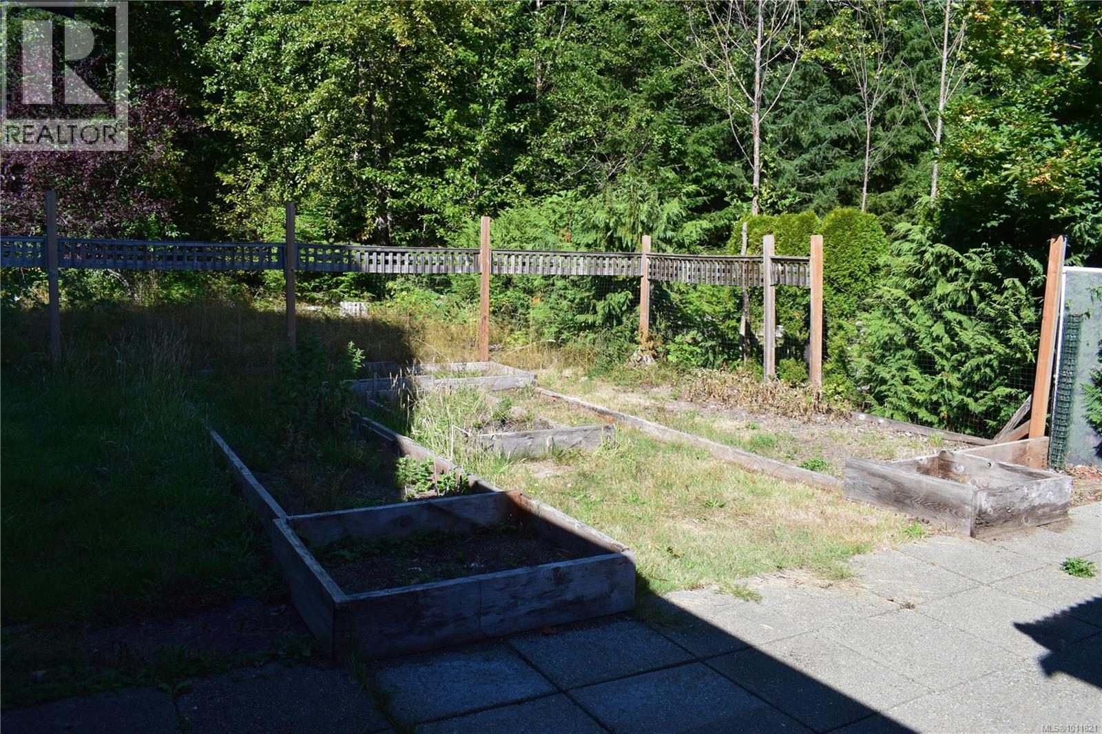 30 8631 South Shore Rd, Lake Cowichan