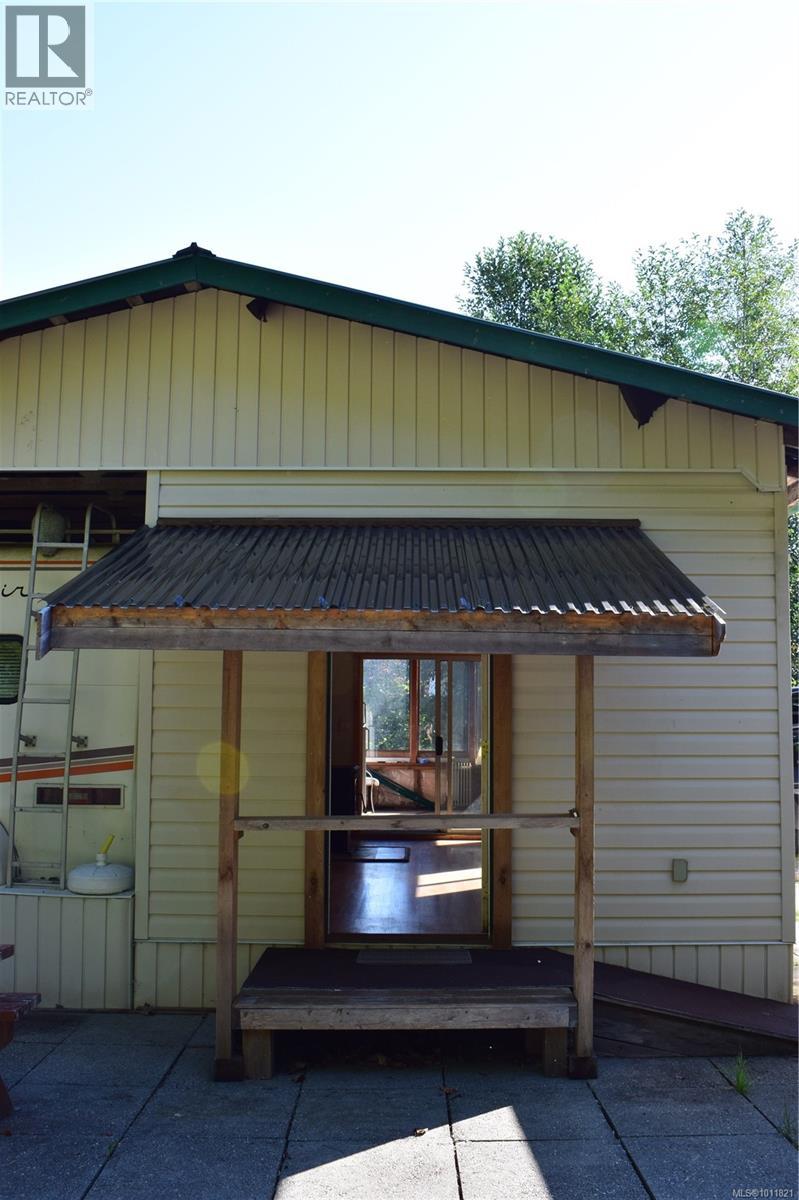 30 8631 South Shore Rd, Lake Cowichan